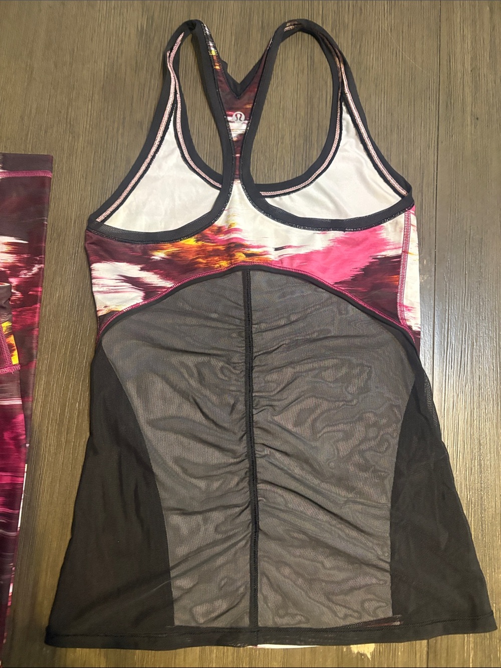 lululemon Pink Multi-Print Racerback Tank & Leggings Set Size 6 - Picture 6 of 6